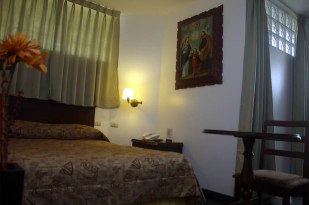 Venecia Hotel Carrion Trujillo Exteriör bild